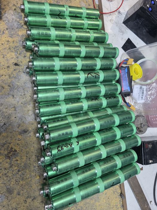 Vând baterii pentru panouri solar