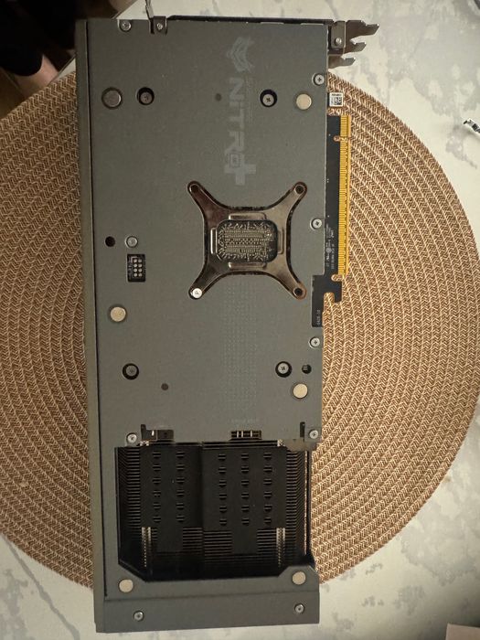 Rx 9070 xt sapphire nitro+