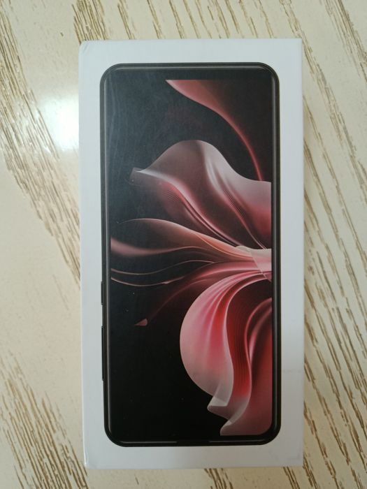 Продается телефон  S24ULTRA.