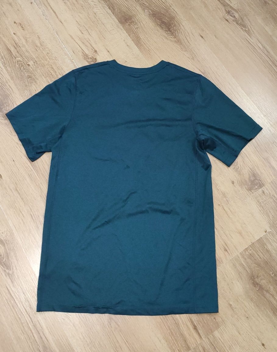 Tricou Nike mărimea S