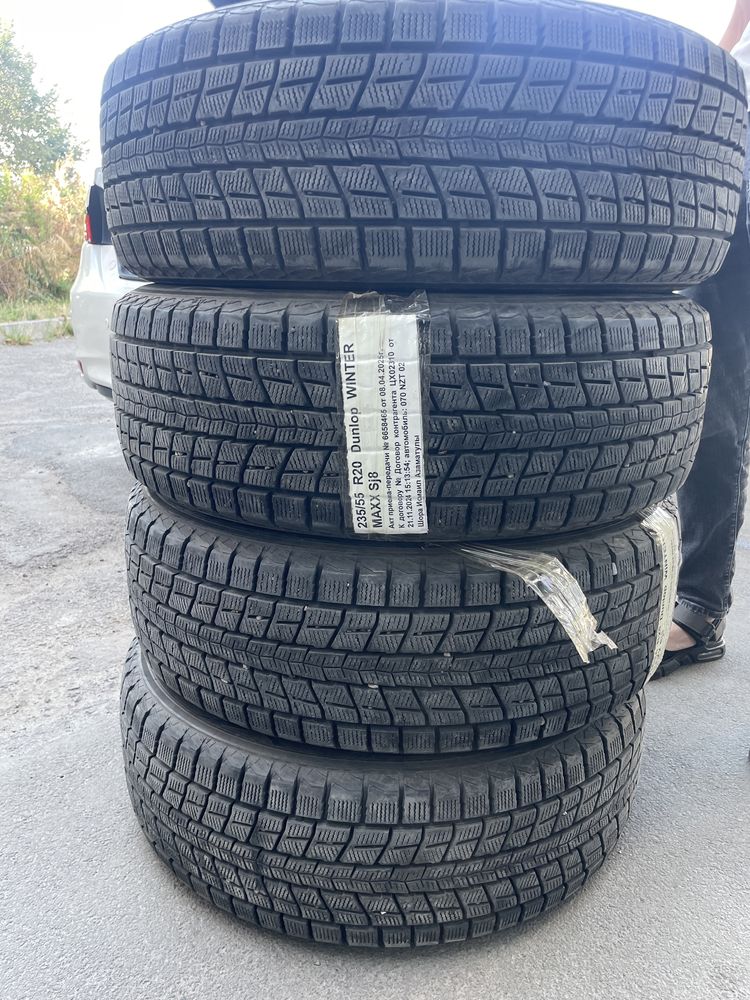 продам шины  R20