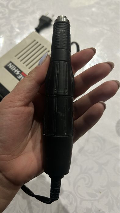 Маникюрный аппарат