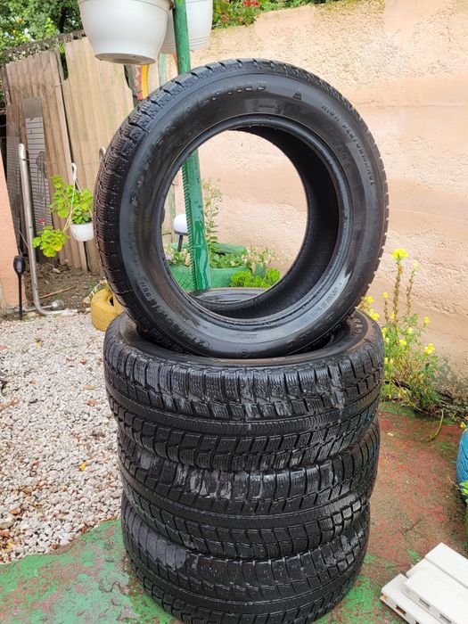 Anvelope  R16 215/60