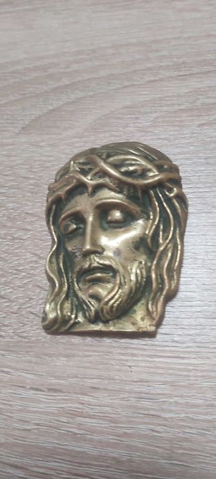 Месингова глава ИСУС ХРИСТОС