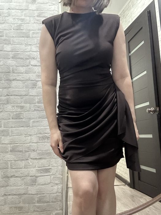 Продам платье,размер Л