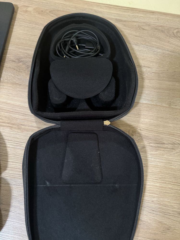 Sony - WH-1000XM5 в гаранция