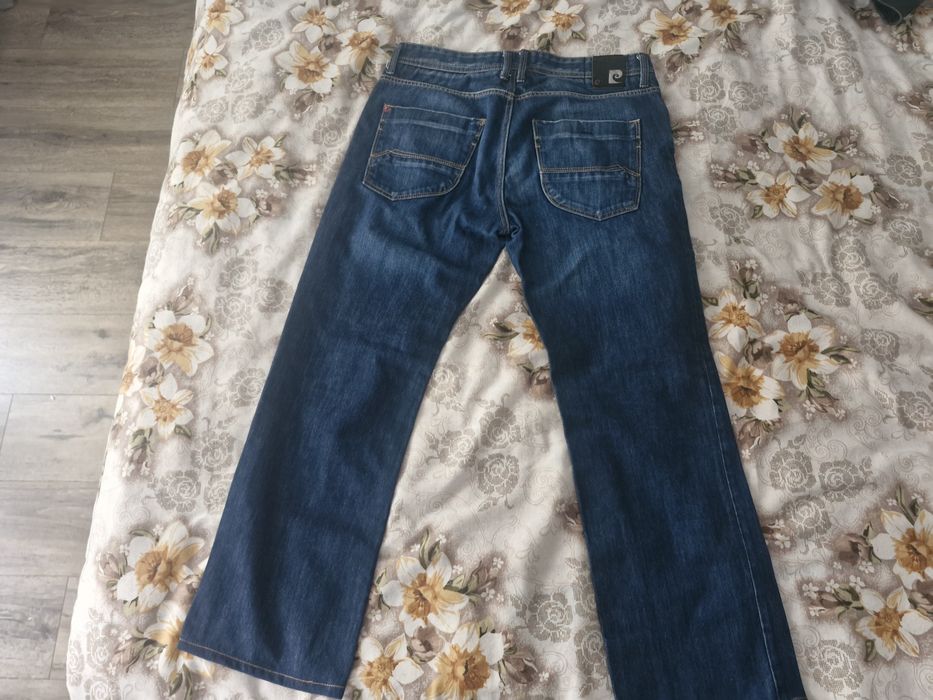 Blugi PIERRE CARDIN ,originali