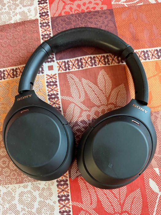 Безжични слушалки SONY WH-1000MX4