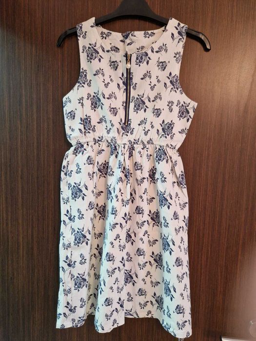 Vand rochie de vara