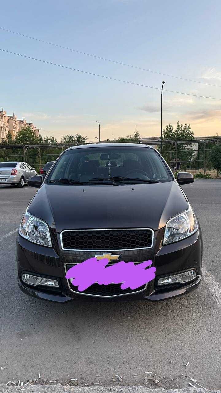 Продам Нексия-3, 4 позиция (своя)