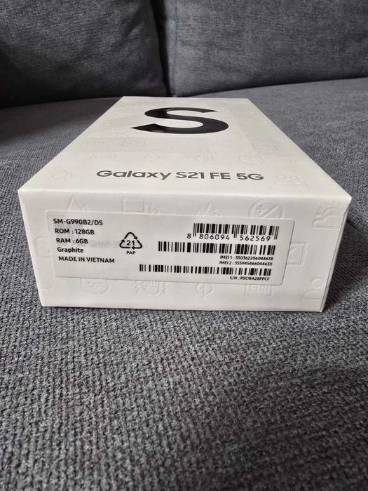 Samsung Galaxy S21 FE, Graphite - Като нов + 7 кейса