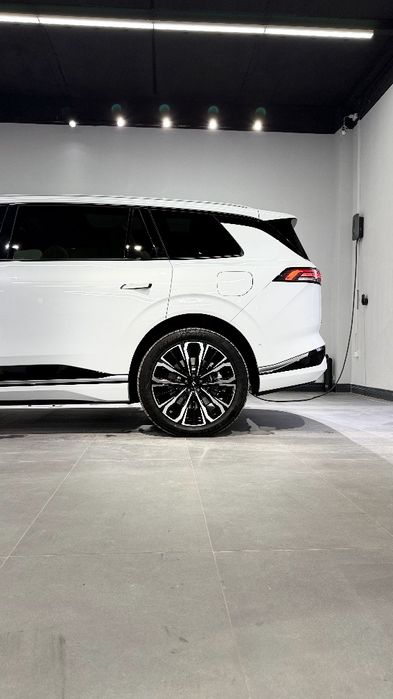 Dongfeng ev 008 Restayling