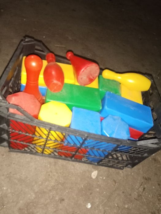 Игра детская не дорого и игрушки разные