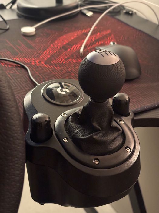 Volan Logitech G923 + Shifter CA NOU
