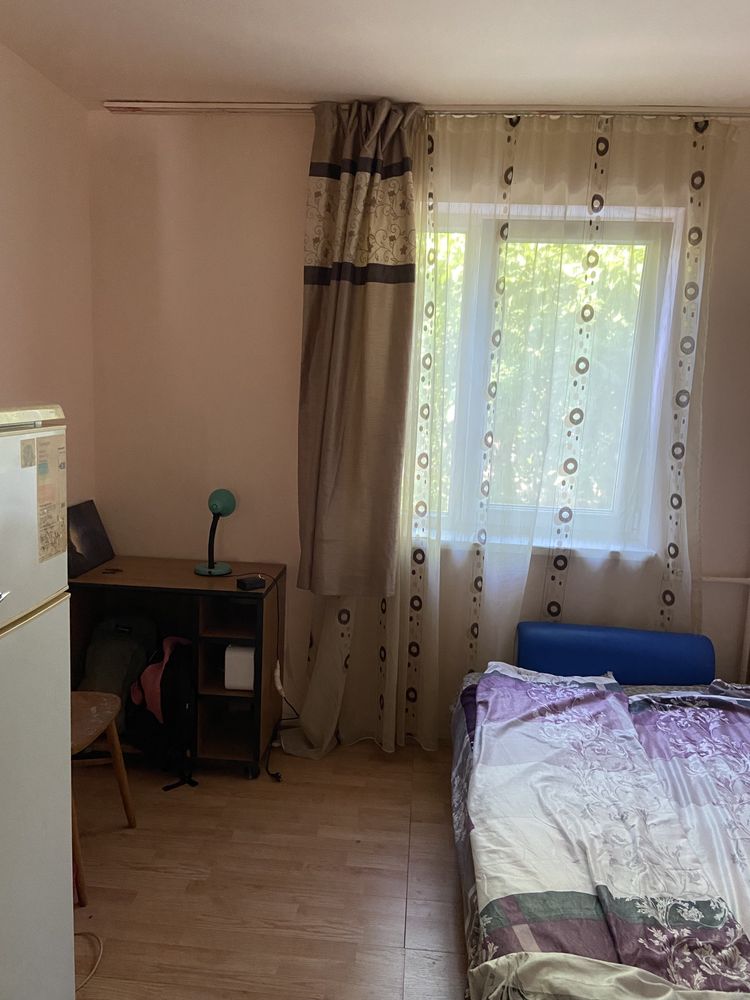 Închiriez garsoniera confort 3