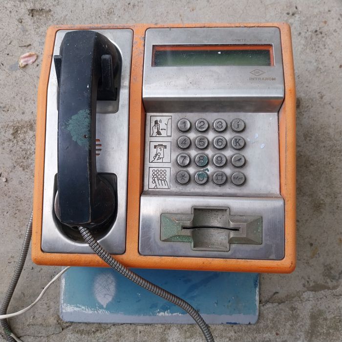 Telefon public pentru colectionari