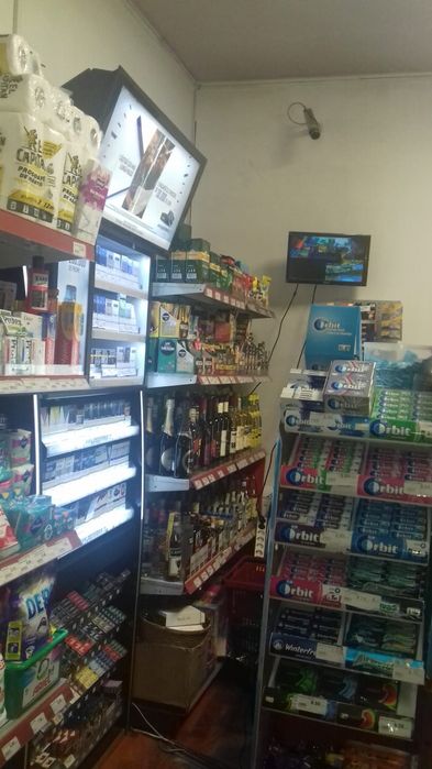 Vand spatiu bun de investiție langa spital si trecere pietoni