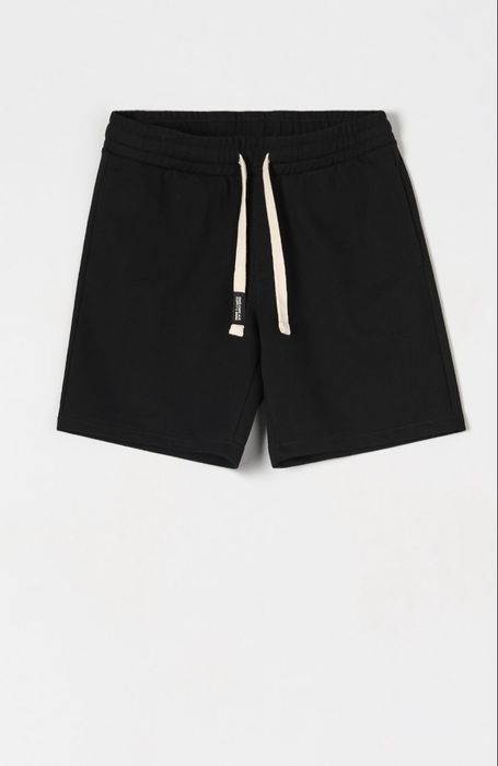 Pantaloni scurti de vara