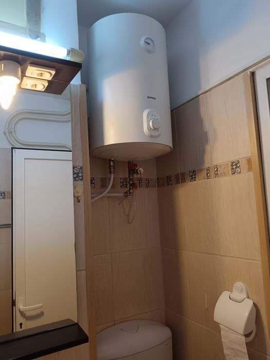 Închiriez apartament cu doua camere