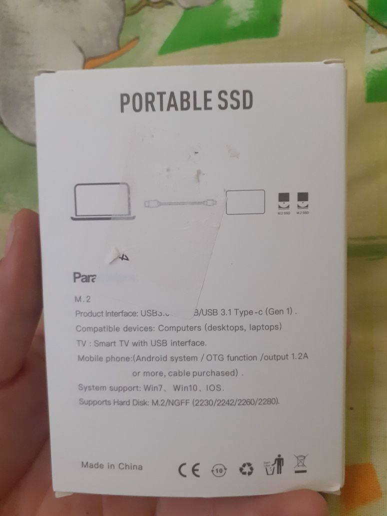 Vând portabale ssd (memorie externa) este nou noua