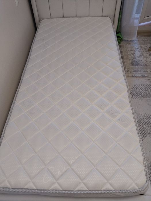 Матрас новый односпальний