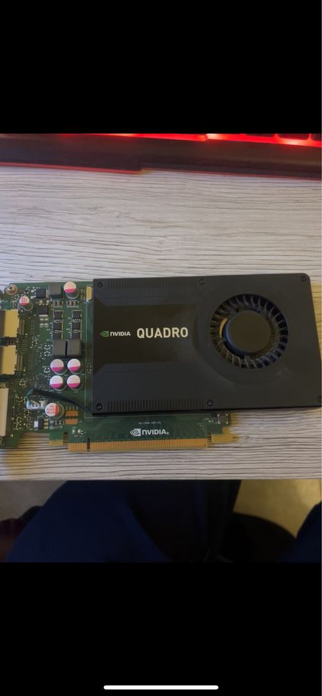 Видео карта Nvidia Quadro K2000