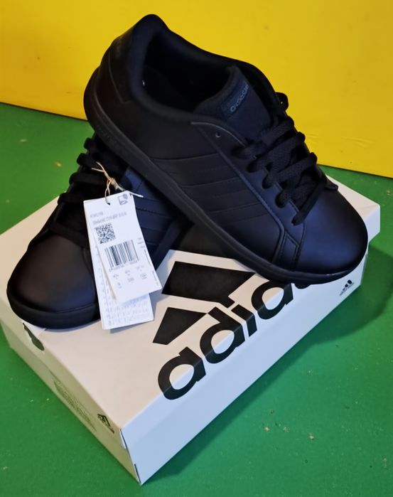 Маратонки Adidas