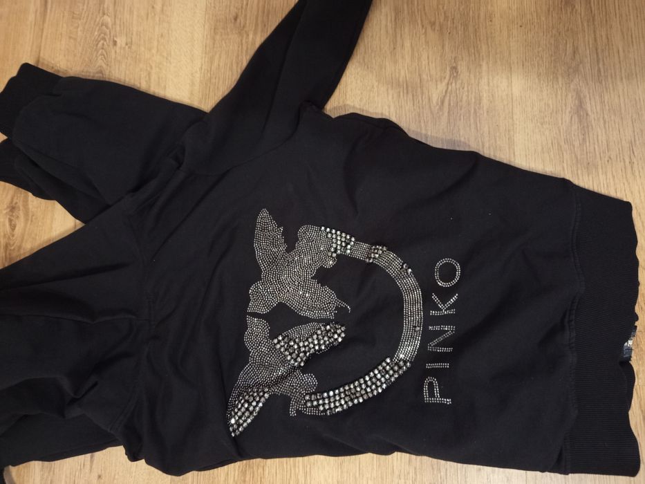 Дамски спортен екип