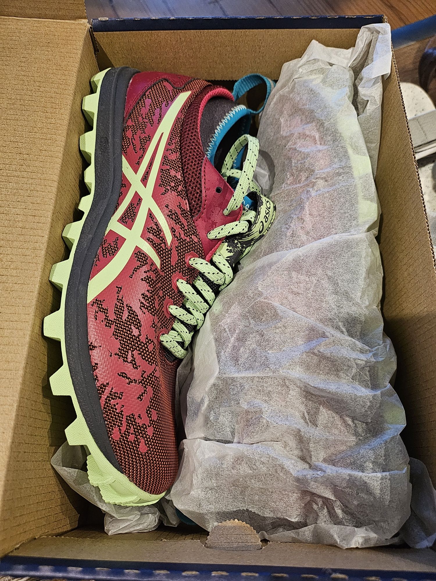 Асикс,  Asics, маратонки