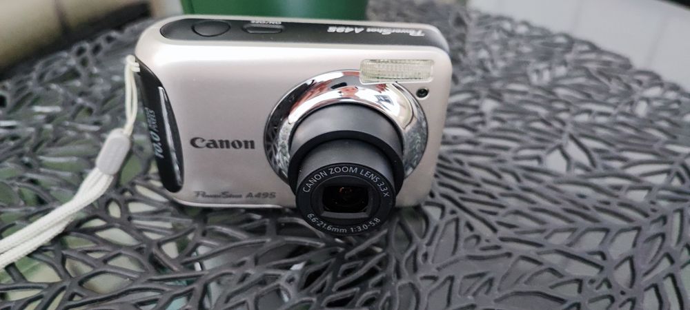 Camera Canon PowerShot A495