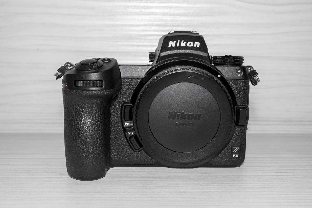 Nikon Z6 II в перфектно състояние на 8979 кадъра