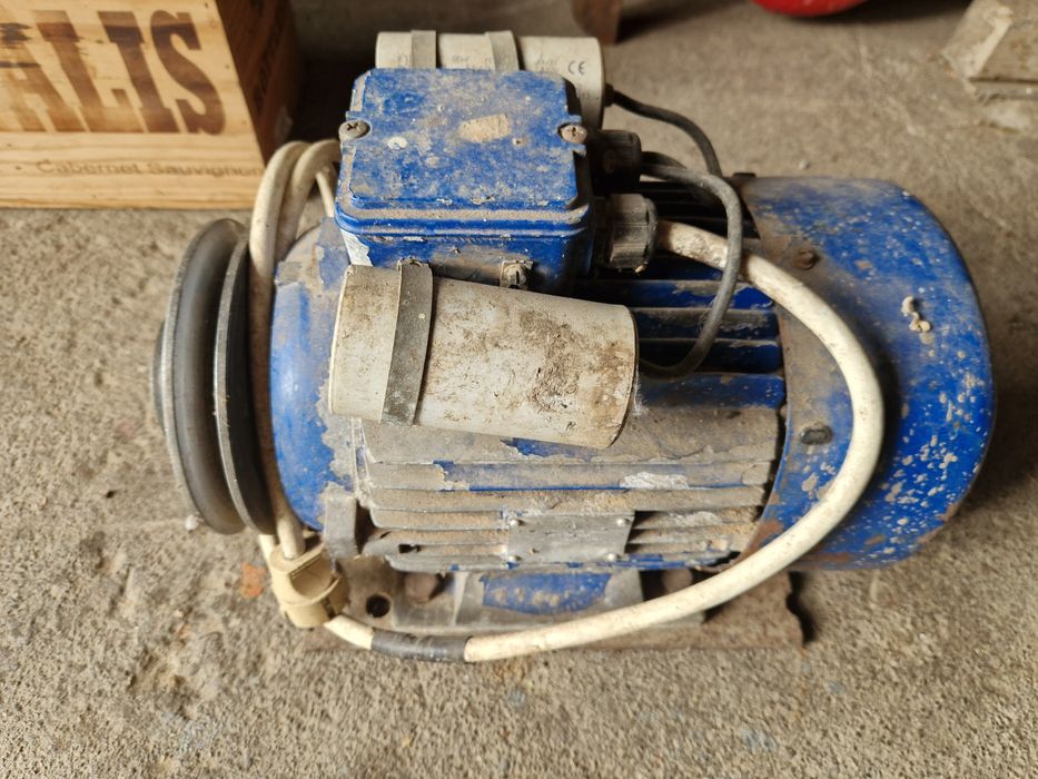 Motor electric 3 KW