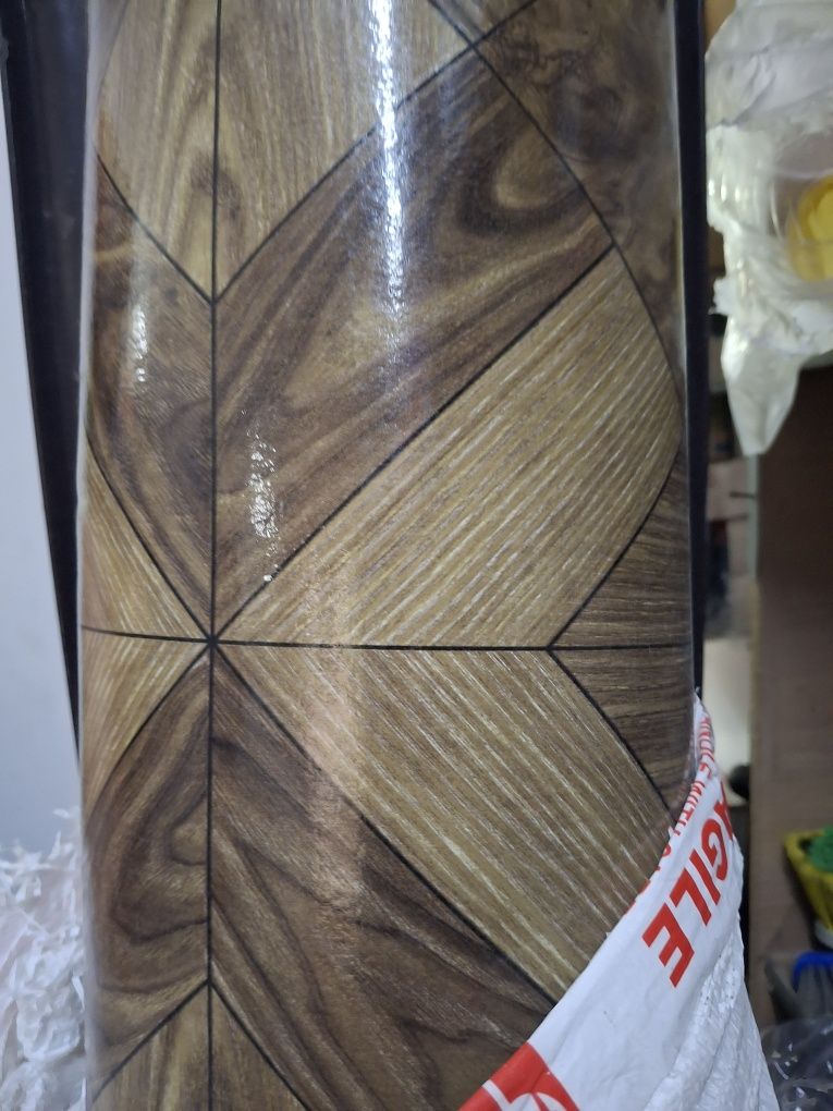 Depozit Linoleu 20m lung - 2m latime