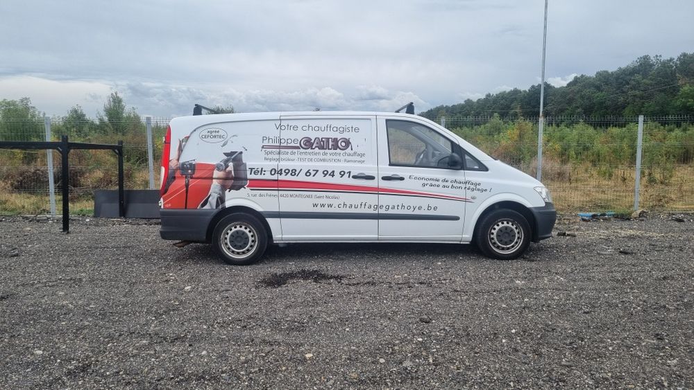 Mercedes Vito,Volkswagen transporter, opel vivaro, renault trafic