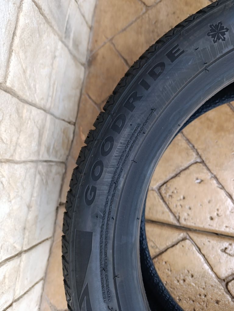 Всесезонни гуми Goodride 225/45/17 dot 2024