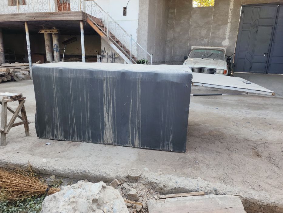 Labo tent sotiladi