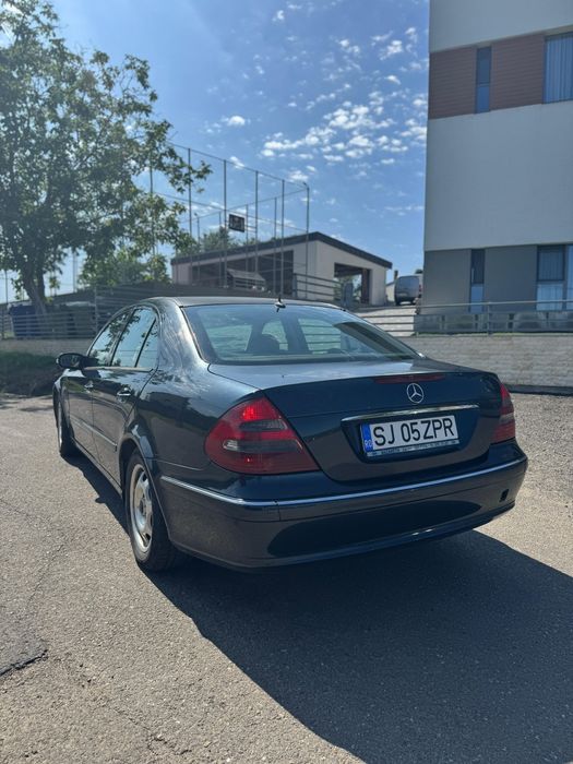 Mercedes E 220 W 211
