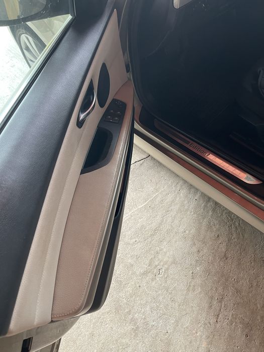 BMW E90,Facelift 320 D