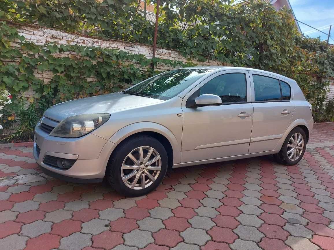 dezmembrez opel asta h 1.7 dth si 1.6 z16xep piese astra h gtc