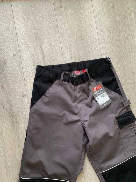 Pantaloni de lucru Nitras noi