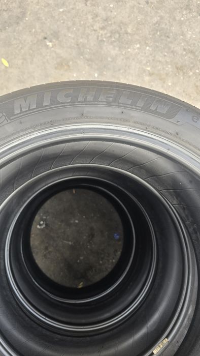 245/45/R19 Michelin pilot sport