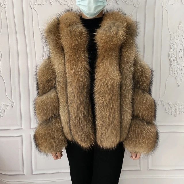 Vând  haina vulpe noua