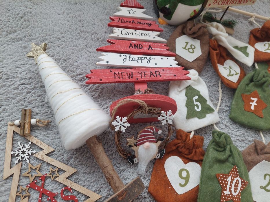 Лот Коледна декорация Всичко 25лв