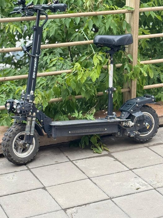 Продам самокат в отличном состояний