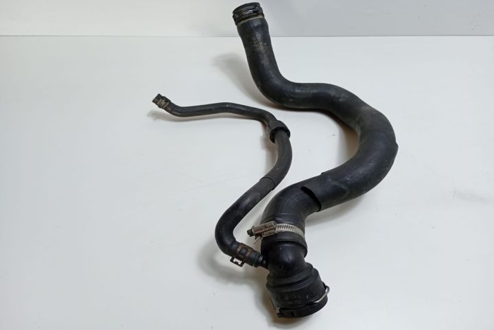 Furtun apa 1K0221101CC Volkswagen VW Passat CC prima generatie seria