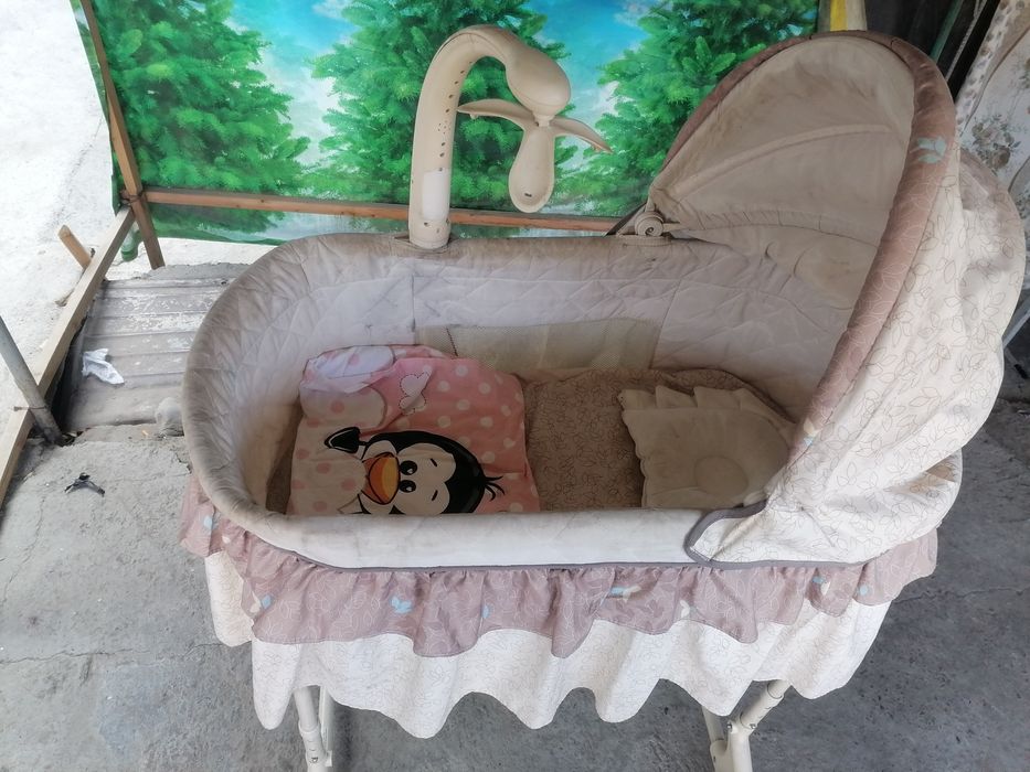 Прадаётся карават детская