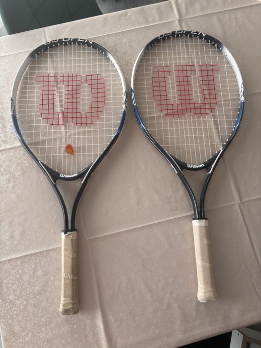 Doua Rachete De Tennis Wilson