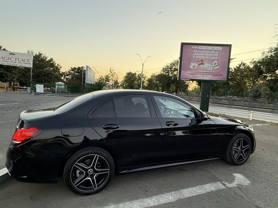 Vând Mercedes C300 Hybrid 4matic