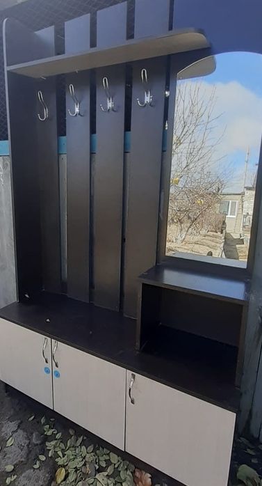 Продам прихожку в хорошем состоянии в разобранном ввиде