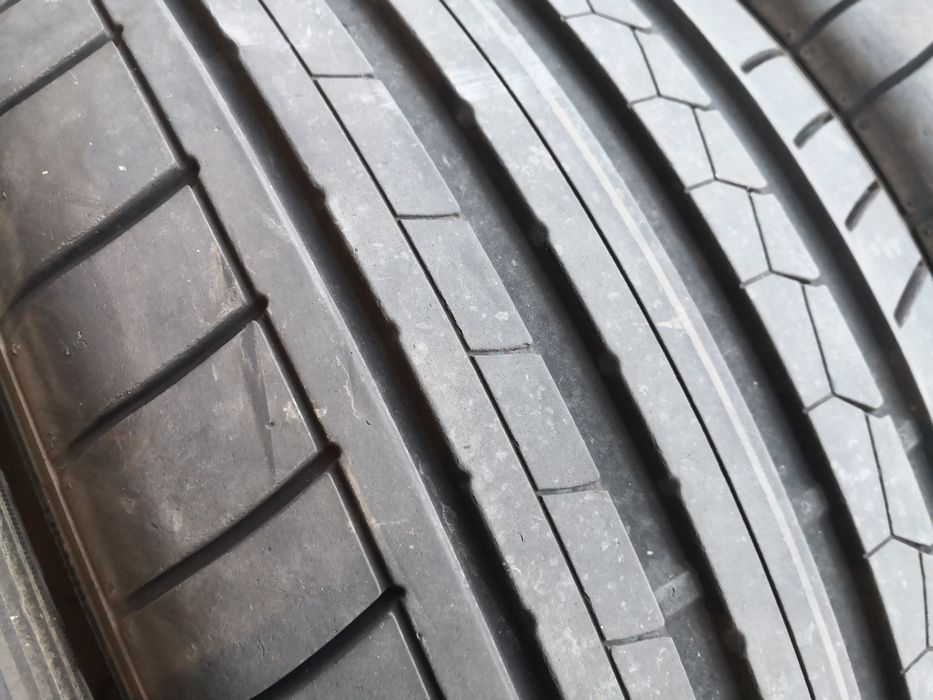 245 45 18 цола гуми като нови dunlop